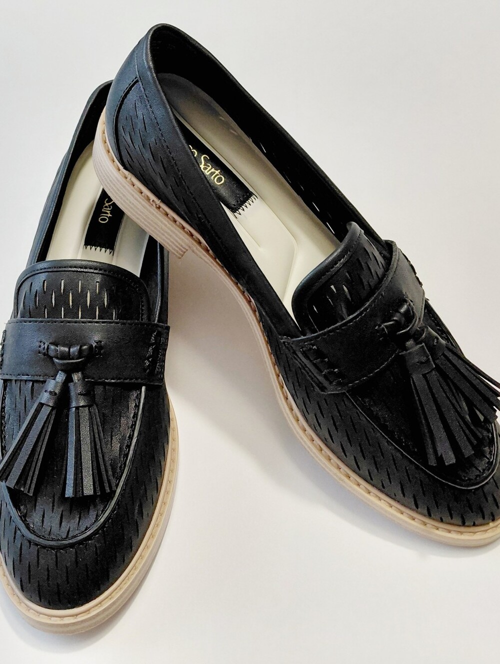 FRANCO SARTO Women's Carolyn Low3 Black Perforated Tasseled Loafers Size 7.5W